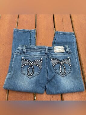 L.A. idol Blue Denim Capris with Rhinestone Pocket Detail Mcbling Y2K